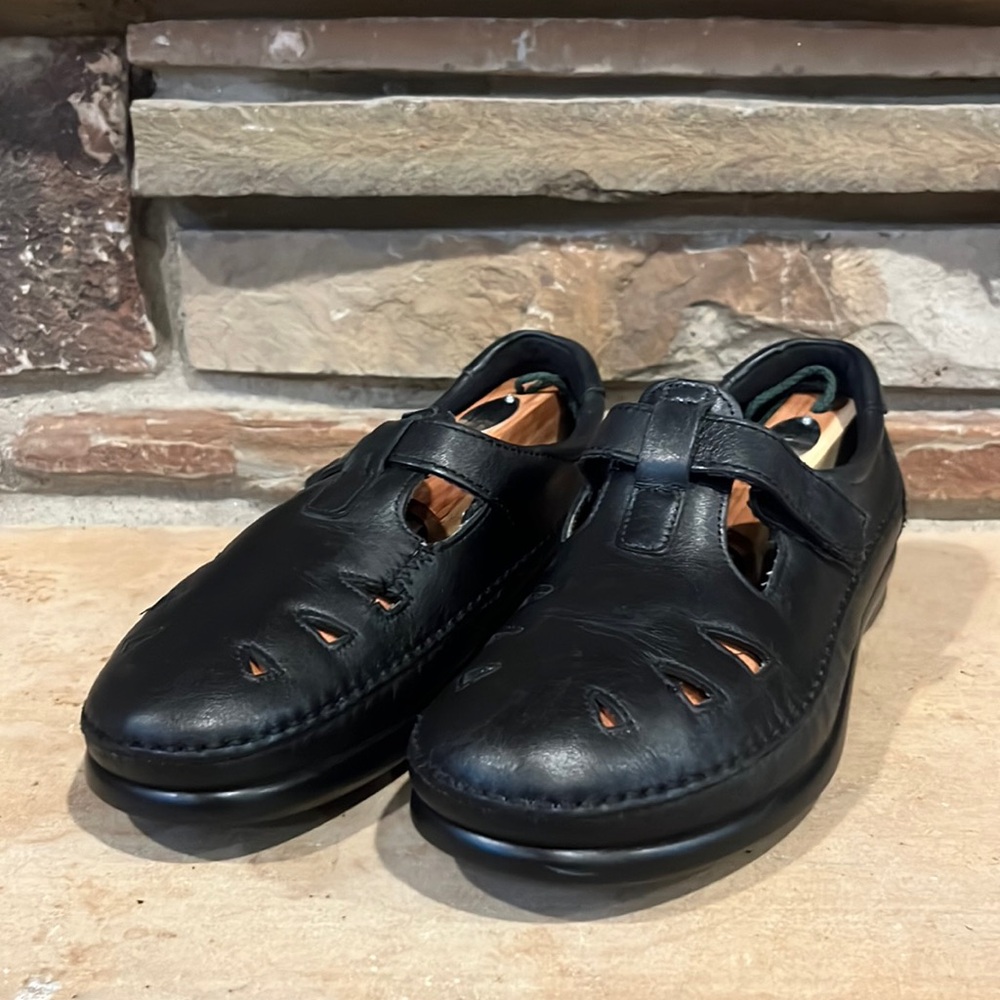 SAS Roamer Black Leather Comfort Mary Jane Shoe